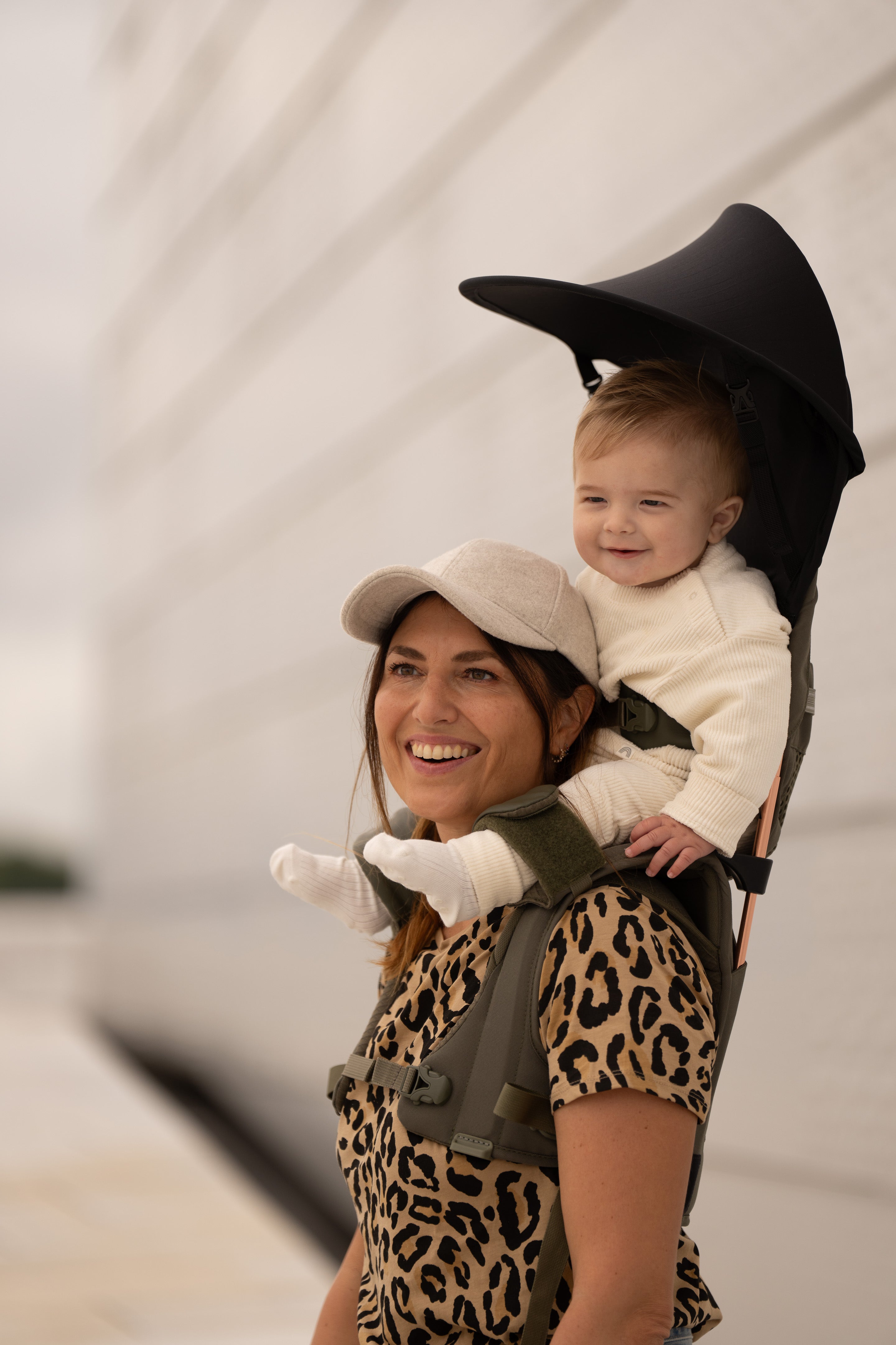 Minimeis G5 Premium Shoulder Carrier