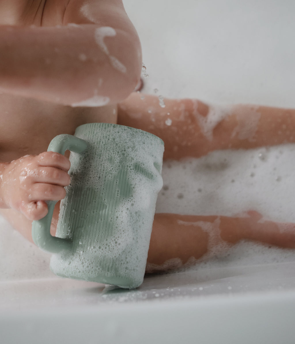 Mushie Bath Rinse Cup