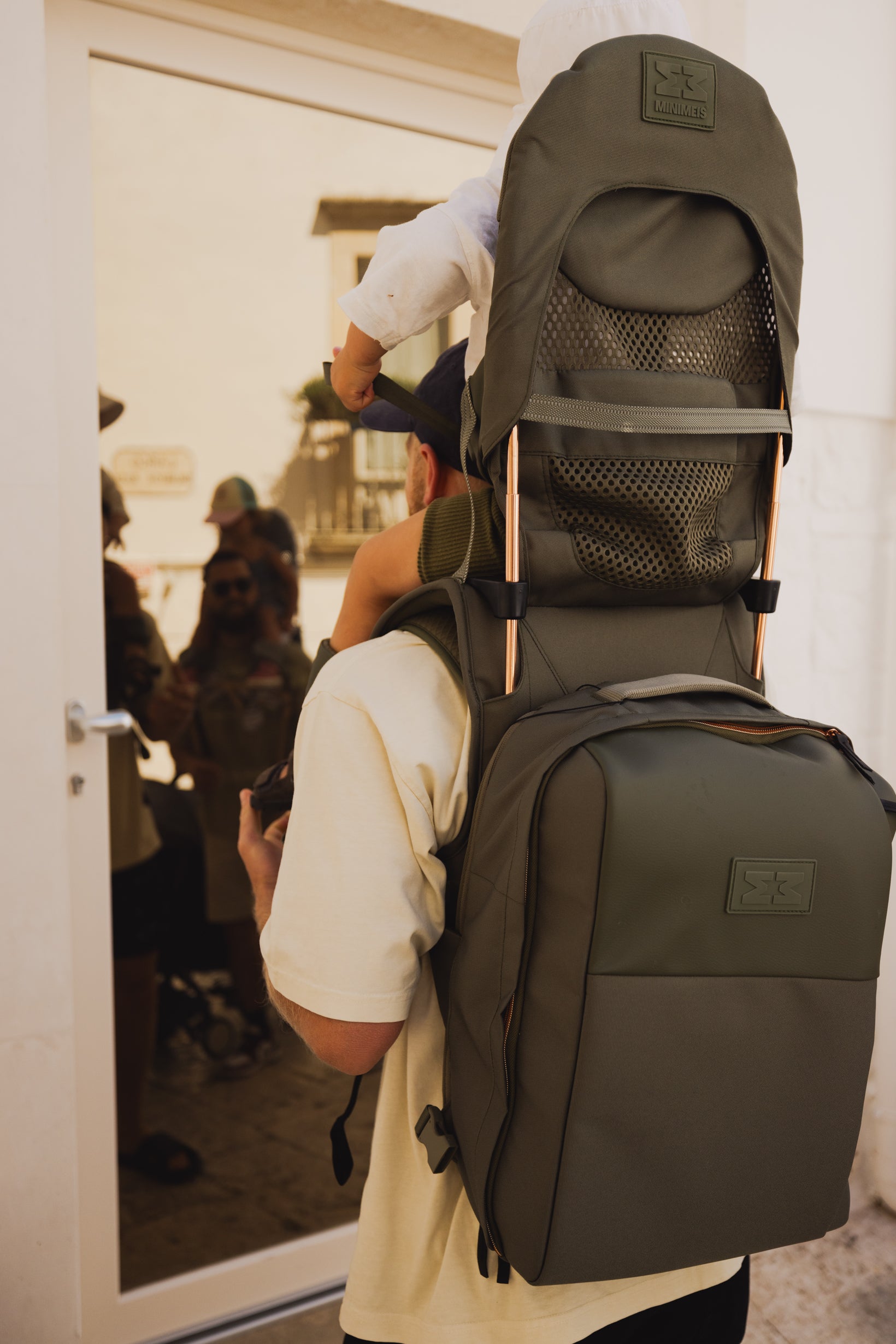 Minimeis G5 Premium Shoulder Carrier