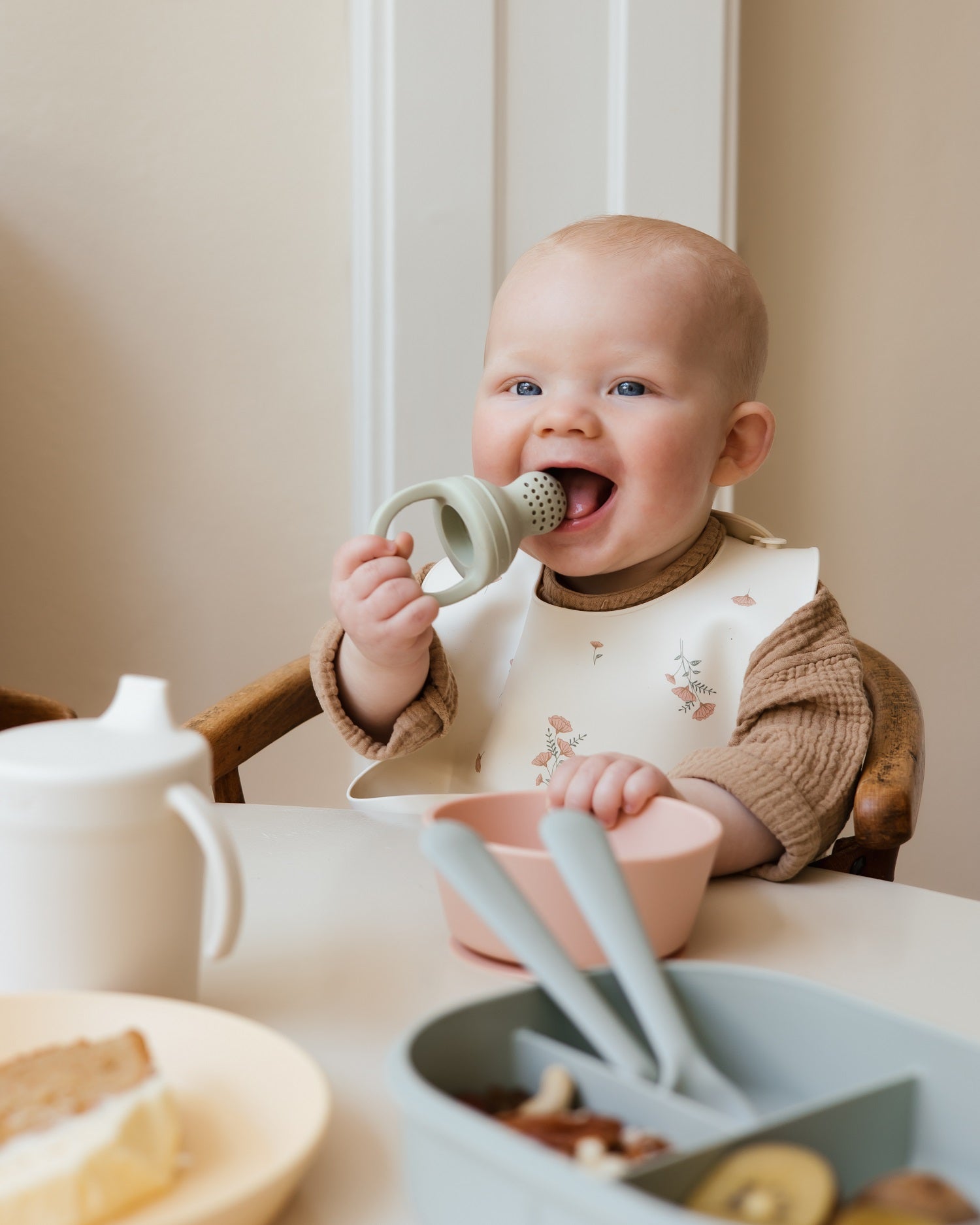 Mushie Silicone Fresh Food Feeder (2 Pack)